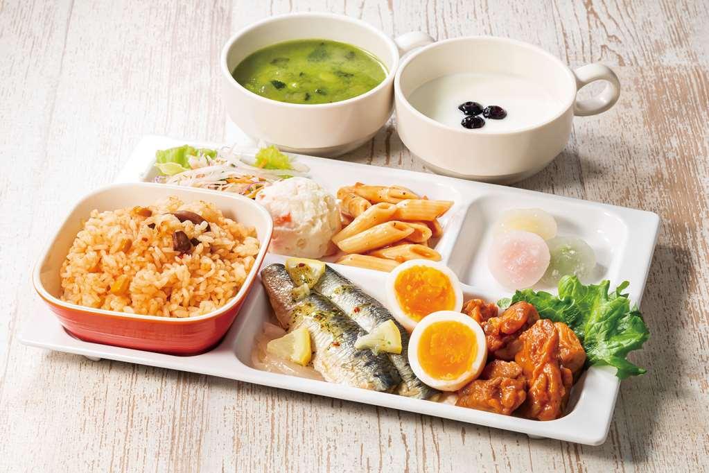 Comfort Hotel Kochi Restoran gambar