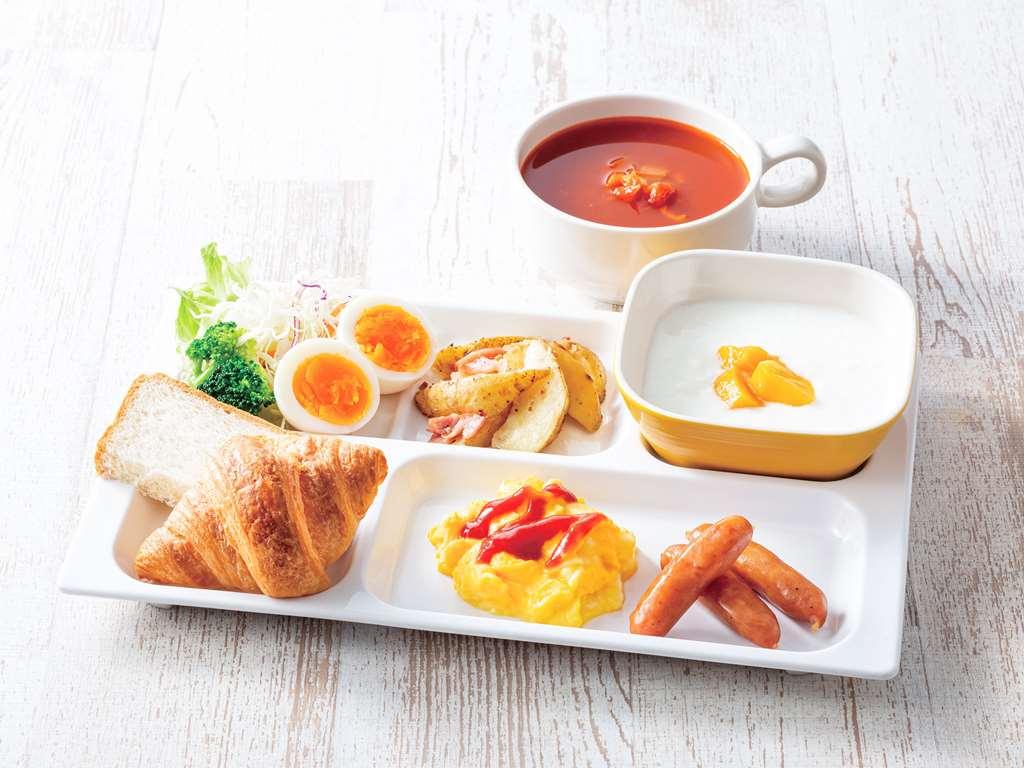 Comfort Hotel Kochi Restoran gambar